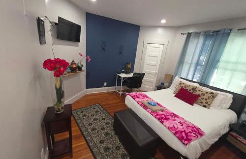 downtown and secluded - Foto 10