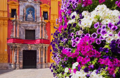 Malaga Centre Apartment with Parking - Photo 53