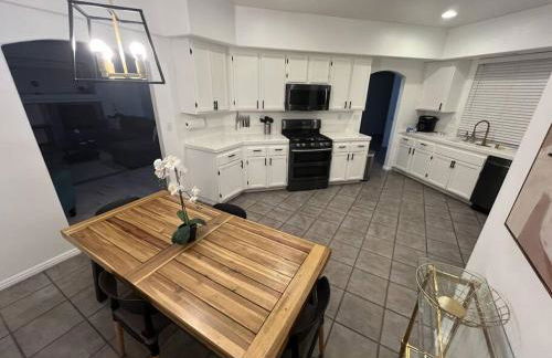 Pet Friendly Home Near Hospitals - Foto 3