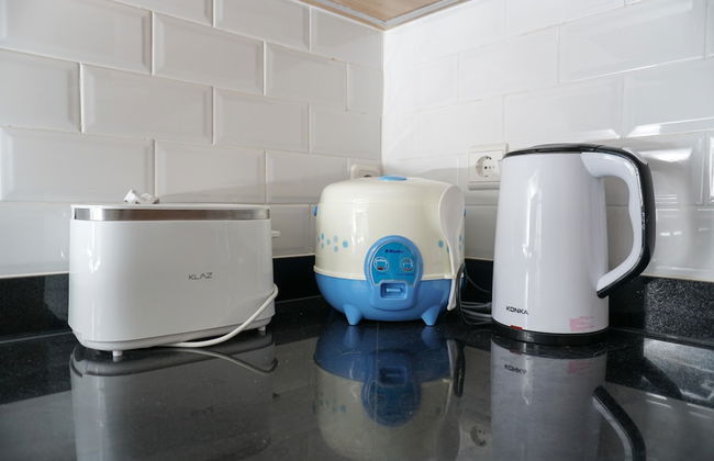 Best Location 2BR Ciputra International Apartment - Photo 36