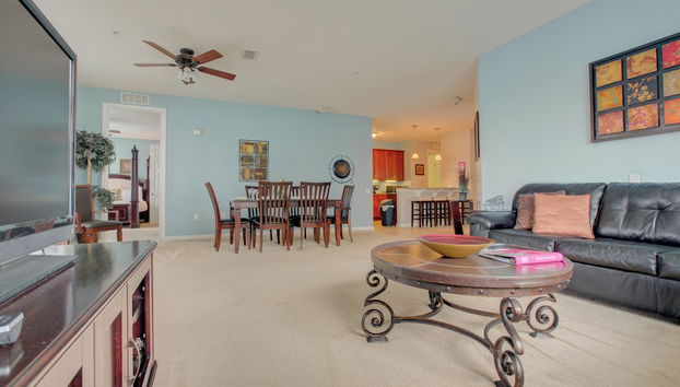 Lakefront Luxury - Photo 5, Property amenity