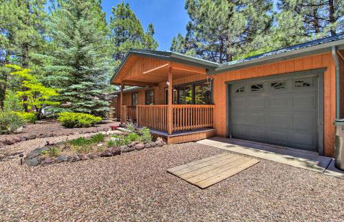 Cozy Forest Retreat! Pet-Friendly Pinetop Cabin - Foto 27
