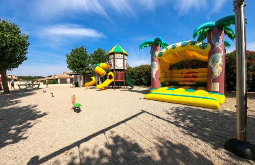 Belle villa de vacances climatisee, tout confort, residence TAMARIS, accès payant aux piscines animation, wifi, 2 chambres, 5 couchages PORTIRAGNES PLAGE LRTAMB19 - Foto 7