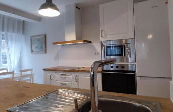 Céntrico espacioso y muy luminoso - Photo 22