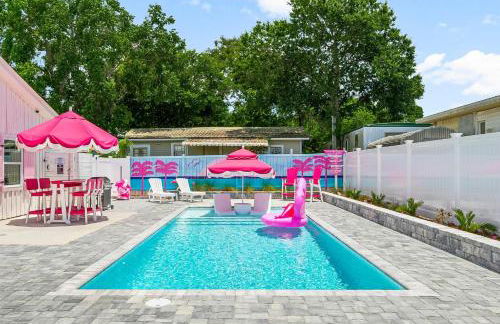 Pink Prerogative Beach Bungalow with Private Pool - Photo 38