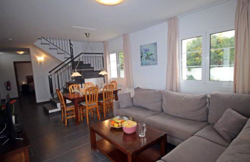 Villa Can Bella, 15 Minuten laufen Sie bis zum Strand - Foto 6