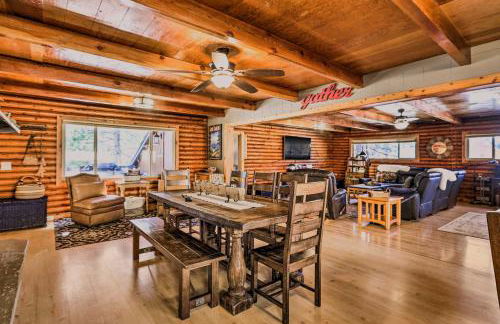 Dog-Friendly Kings Beach Log Cabin with Hot Tub! - Foto 12