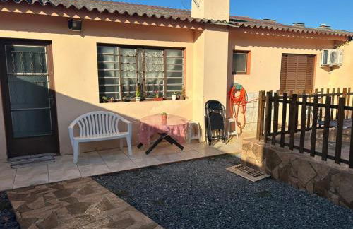 Pousada Familiar da Dani - Casa em São Gabriel com piscina - Foto 10