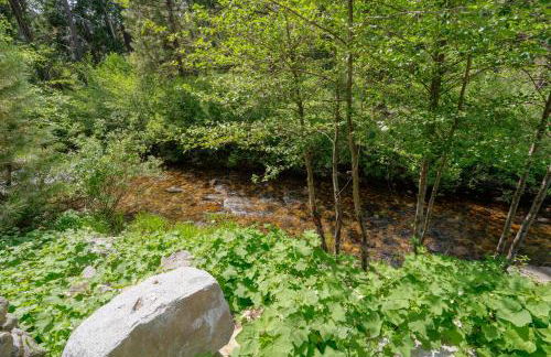 Mariposa Grove Creekside Retreat - To be featured on STAYCATION on the Destination Channel in 2026! - Foto 27