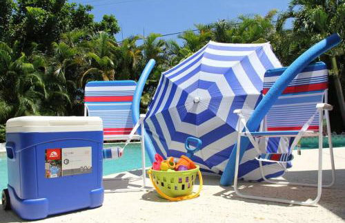 Deerfield Beach heated pool house - Photo 73