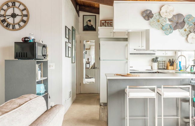 Totally Beachin' Getaway by Avantstay Waterfront - Foto 16