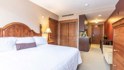 Catamount Lodge 201A by East West Hospitality - Photo 3