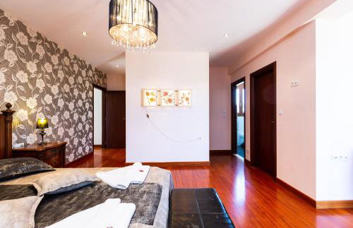 Newly Renovated Villa 4 Seasons with BBQ, private pool, ping pong and football table - Foto 46