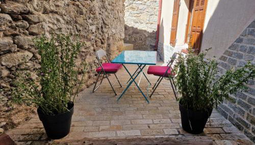 Maison complète Ganzes Haus House 6 Peronnes La Finière Seealpen Isola Village bei Nizza Alpes -Maritimes près de Nice 70 km - Foto 4