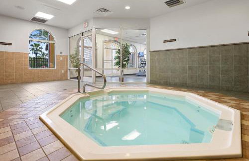 Great Town Home with Lazy River - Foto 8