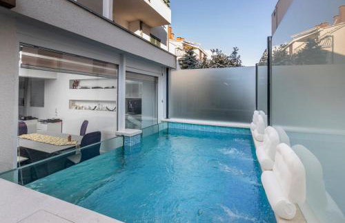 Luxury apartment Martinis with pool - Photo 11