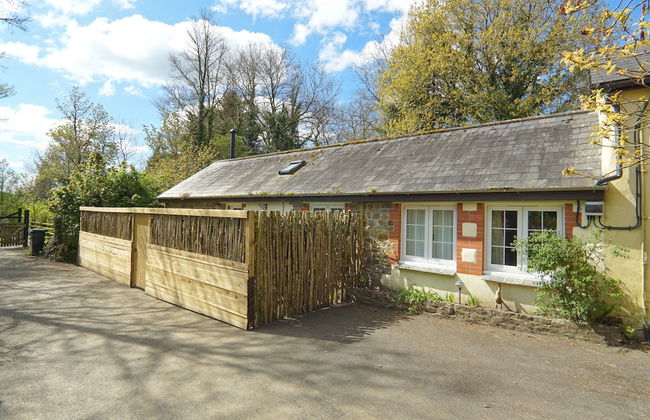 3-bed Cottage - Sleeps 5, Riverside, Hot Tub, Pets - Foto 43