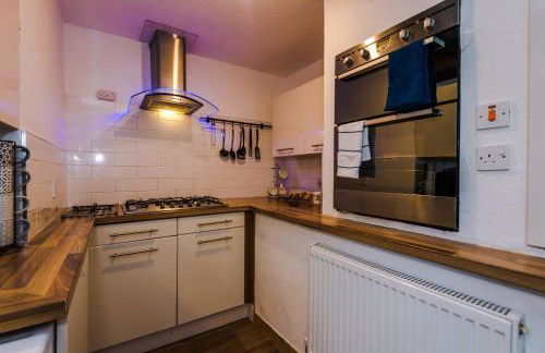 Spacious 4-Bed House Near Wigan Warrington - Foto 18