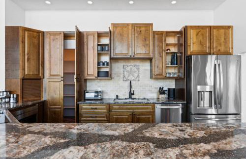 Lakefront Mansion!Close to SAC&Mahoney State Park! - Foto 47