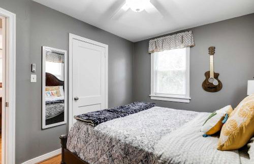 The Cozy Bungalow free parking fully fenced backyard - Foto 3