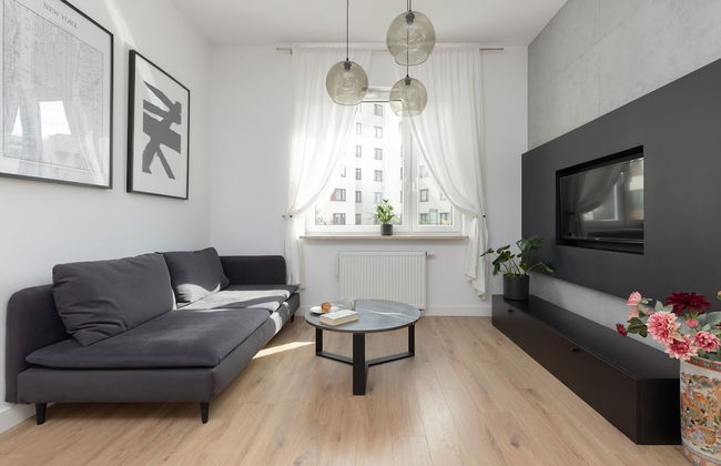 Warsaw Apartment Jurajska by Renters - Photo 1