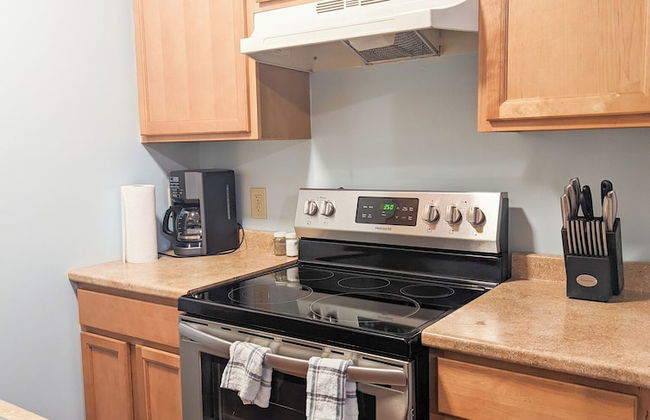 Downtown Apartments in Bar Harbor - Photo 9