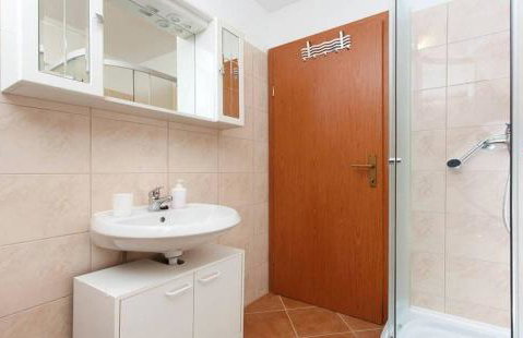 Apartments Mali Raj - Photo 33