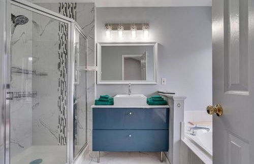 Peaceful Luxury 3 beds*Lake*Kitchen*LaundryMetro - Foto 42