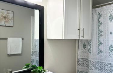 Homey 1BR Getaway Near Trails & Local Shops - Foto 13