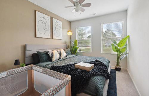 4BR Townhouse King Bed 2-Story Near NC State - Foto 4