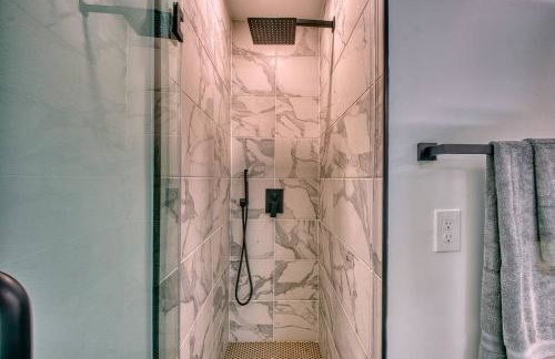 Modern & Colorful ~ 5* Location - Foto 15