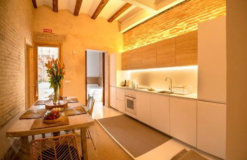 Design house with swimming pool near the sea - Photo 19