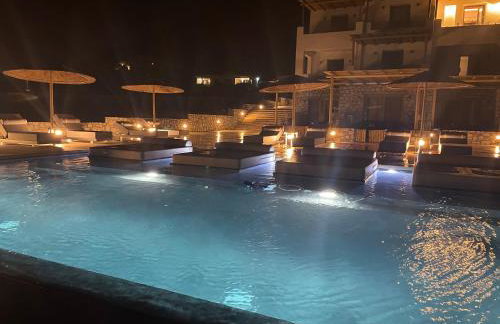 Latramys Suites - Photo 14