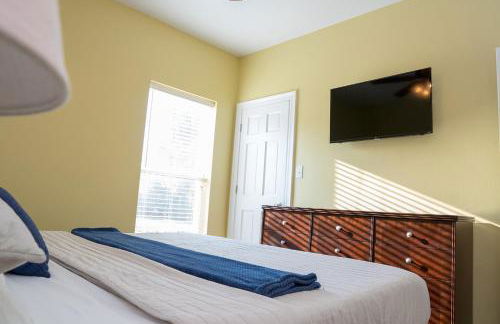 Tidy and Comfy 3BR, Balcony, WD, Free WiFi -E- - Foto 39