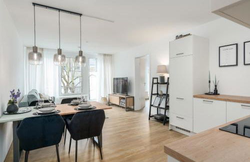 SHINY HOMES - City Center with Parking Place - Foto 36