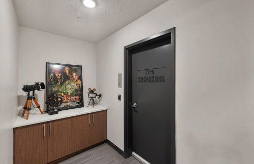 Gorgeous 2BD 2BA Pool,Gym,Htub near Convention Ctr - Foto 39