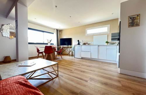 Maison Chanteranne avec parking gratuit - Foto 15