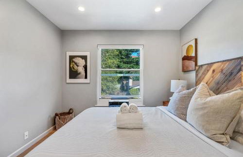 @ Marbella Lane - Chic Abode w/Mountain Skyline - Foto 24