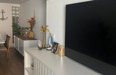 Apartamento completo na melhor praia da grande João Pessoa 40 metros da praia - Foto 2