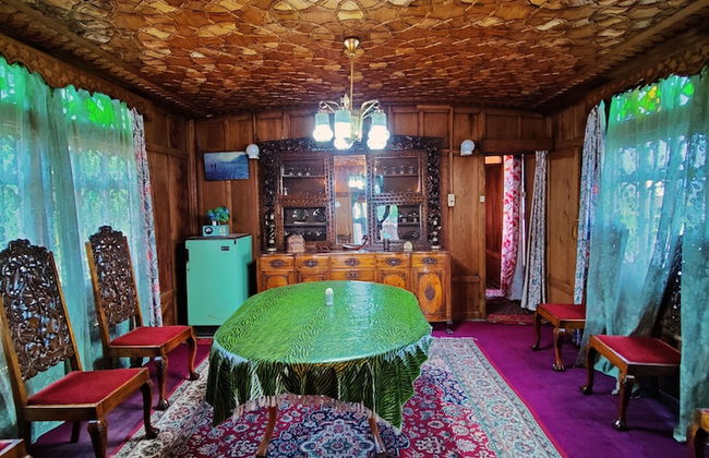 Shiraz Deluxe Houseboat - Foto 10