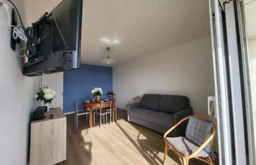 Appartement rénové pour 4 pers., vue mer, salle de jeux et parking inclus - FR-1-364-180 - Foto 7