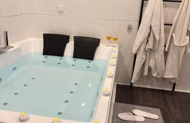 Wood Spa Wellness Apartment mit Whirlpool & Sauna - Foto 9