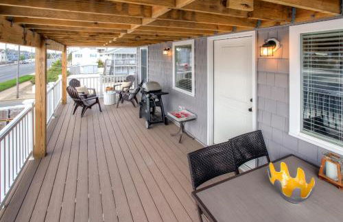 Recently Renovated LBI Apt with Deck on Beach Block! - Foto 3