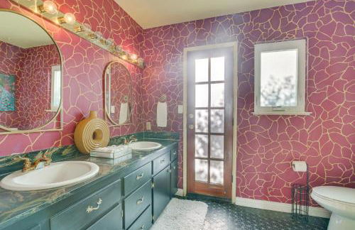 Stunning MCM Escape with Mtn Views in San Bernardino - Foto 18