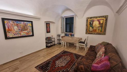 Beautifully restored romantic apartment in the centre of historic Dolcedo - Foto 5