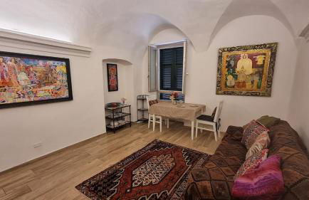 Beautifully restored romantic apartment in the centre of historic Dolcedo - Foto 5