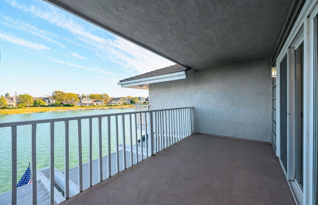 Waterfront Retreat With Stunning Views Modern Co - Foto 50