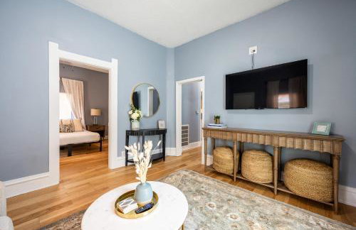 Affordable, Quaint Retreat! 5 Mins to Downtown - Photo 26