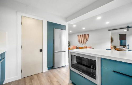 Hacienda Flamingo Unit 3 - Modern 1BR Hideaway with Double Queen Beds - Foto 8