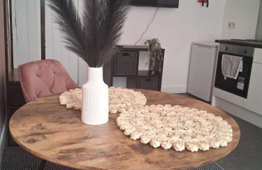 Crown House Studio Apartment - Foto 9